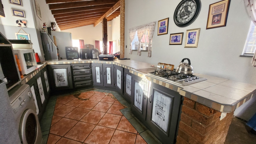 3 Bedroom Property for Sale in La Hoff North West